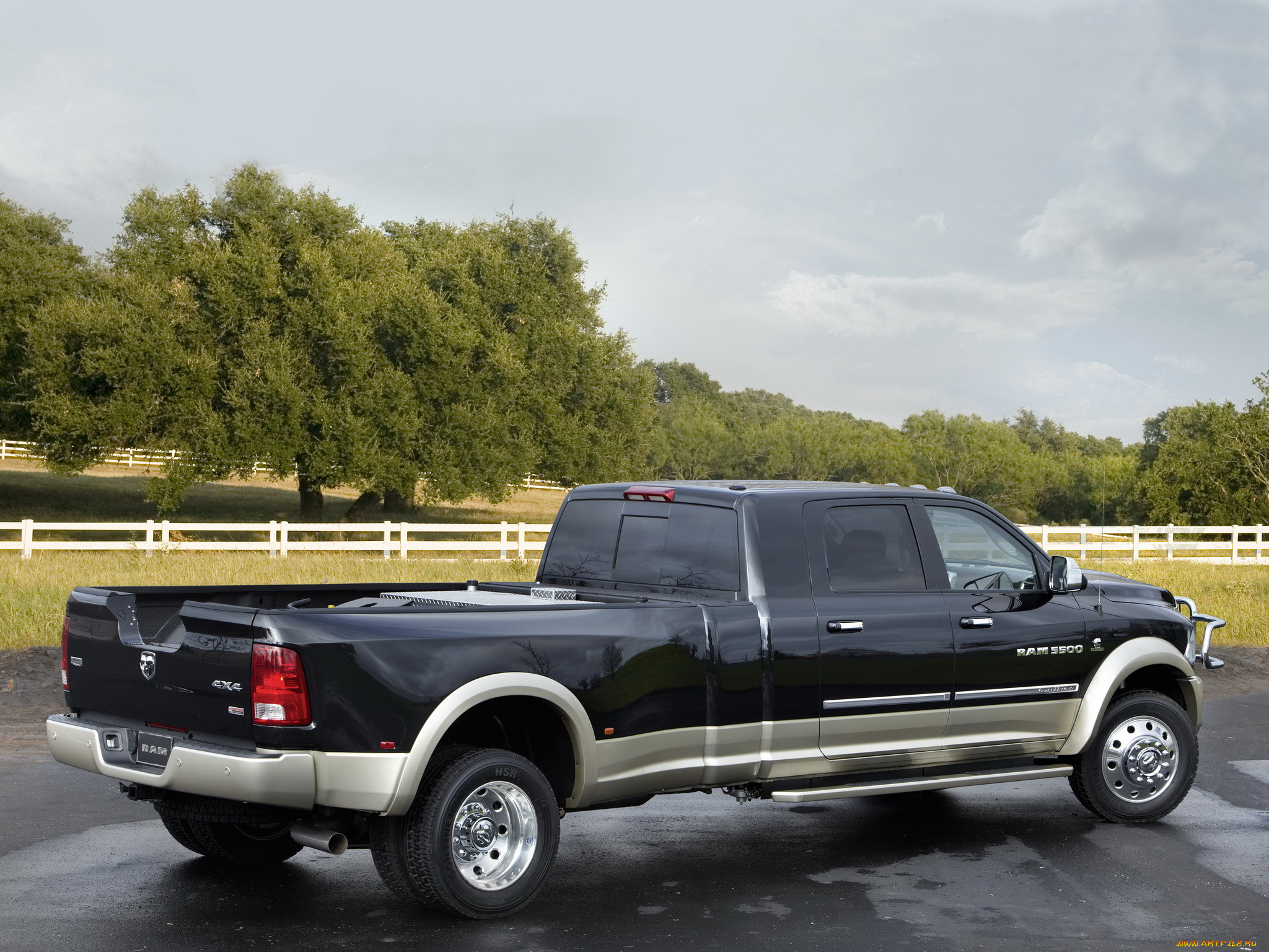 , dodge